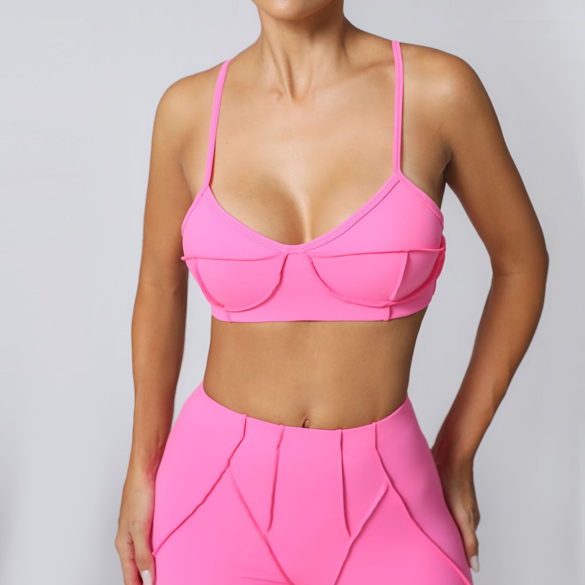 Sports Bra Anti-Sweat Fitness  - Sports Equipment Logos 评论和价格
