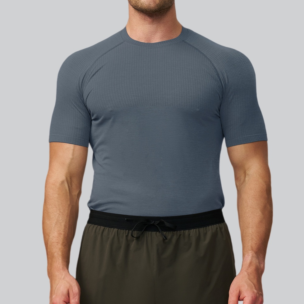 Men's Solid Color Sports T-shi - Sports Equipment Logos 评论和价格
